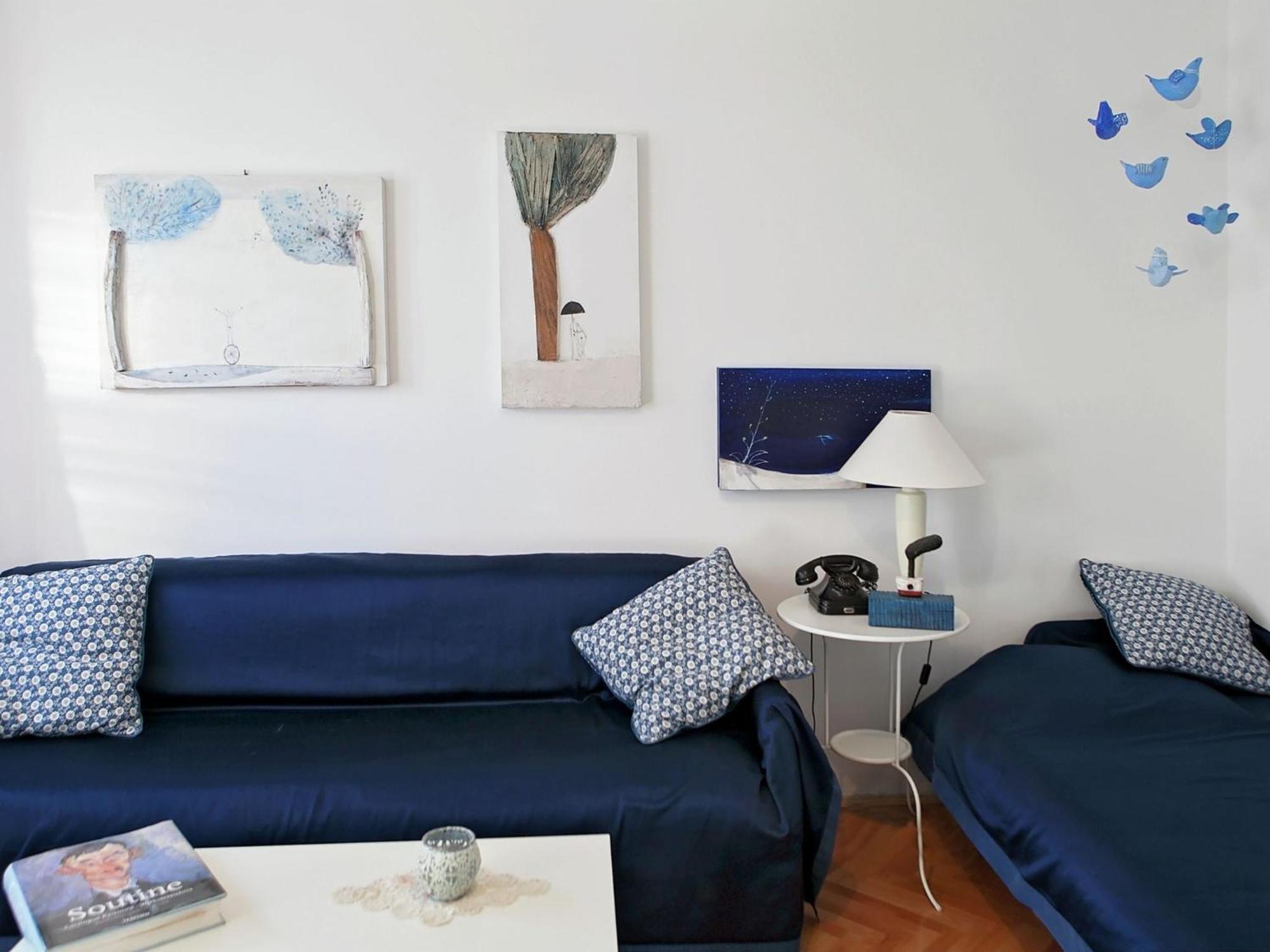 Cozy Apartment With A Balcony And A Sea View Брела Экстерьер фото