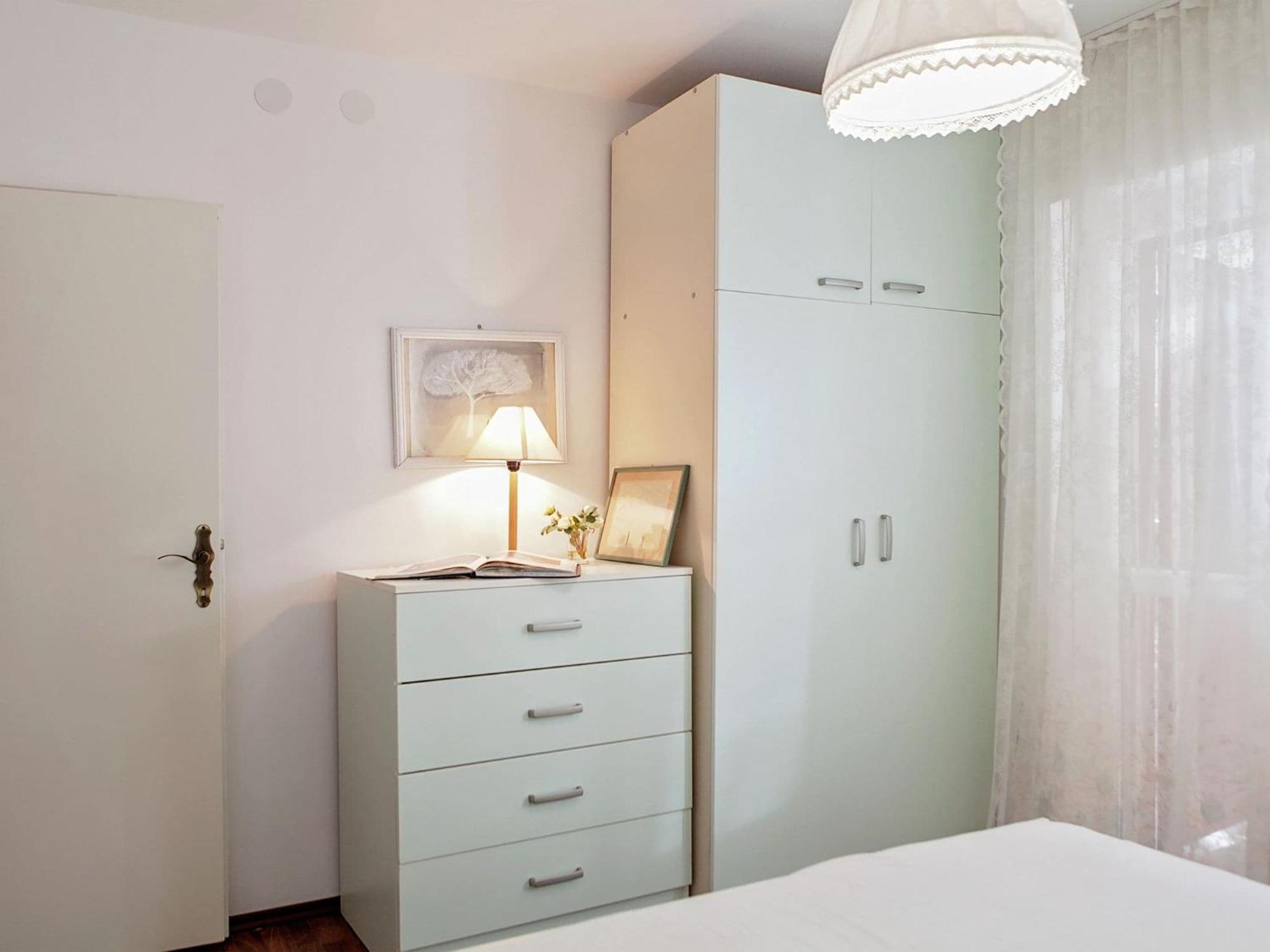 Cozy Apartment With A Balcony And A Sea View Брела Экстерьер фото
